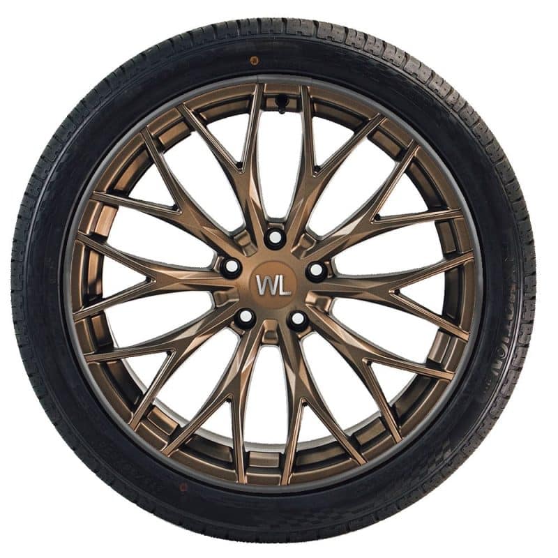 Bronze alloy wheel fitted with an anthracite WHEELUV protector, almost invisible against the rim